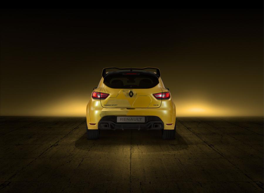  Renault Clio R.S.16 Concept 2016 года  (фото 41 из 54)